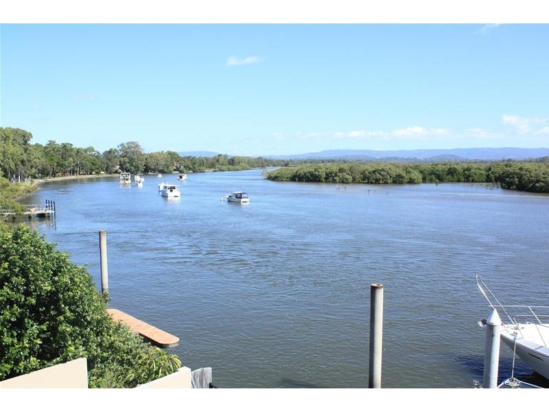 Paradise Point QLD 4216