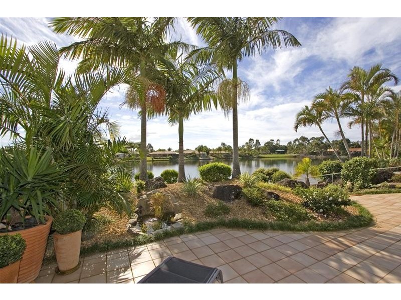 1/39 Kangaroo Avenue, Coombabah QLD 4216