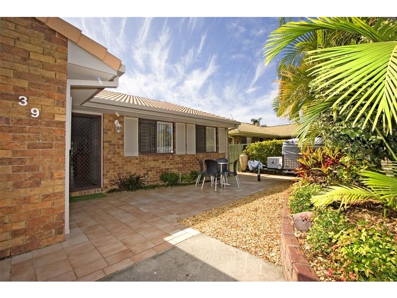 1/39 Kangaroo Avenue, Coombabah QLD 4216