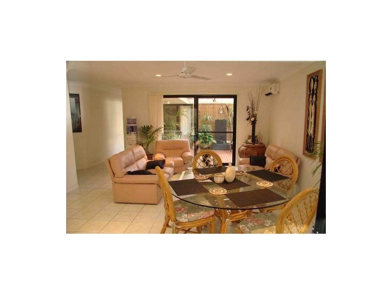 Coombabah QLD 4216