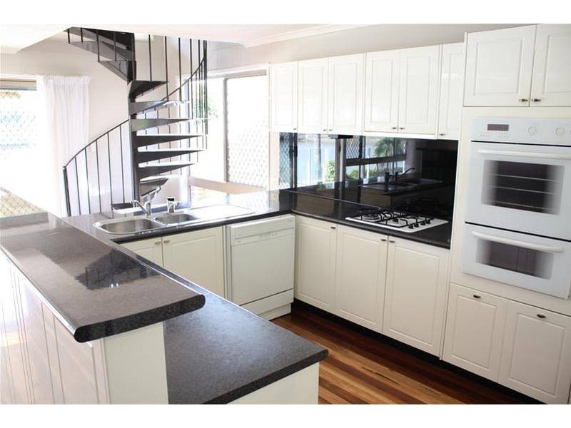 Biggera Waters QLD 4216