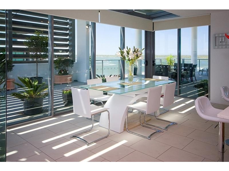 Paradise Point QLD 4216