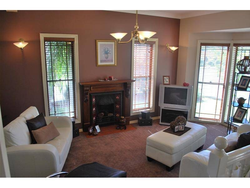 Parkwood QLD 4214
