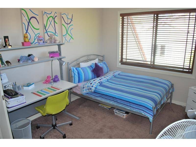 Parkwood QLD 4214