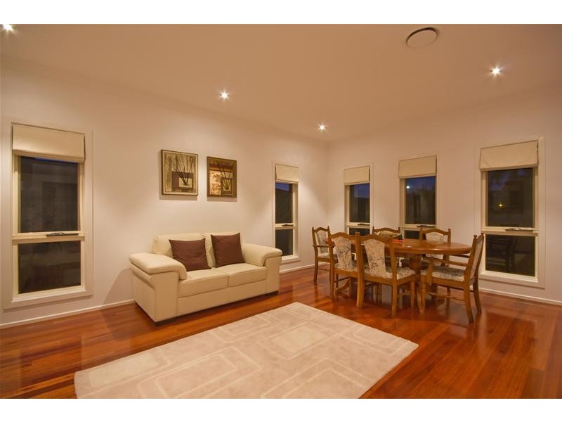 Paradise Point QLD 4216