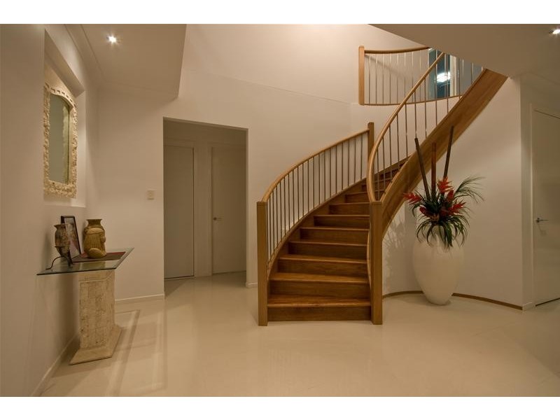 Paradise Point QLD 4216