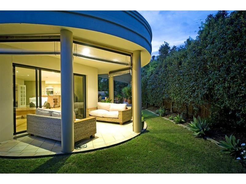 Hope Island QLD 4212