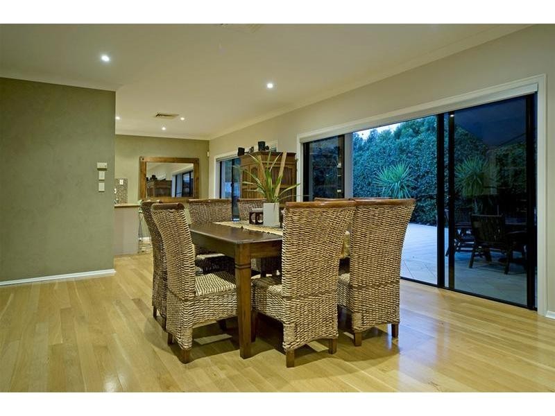 Hope Island QLD 4212