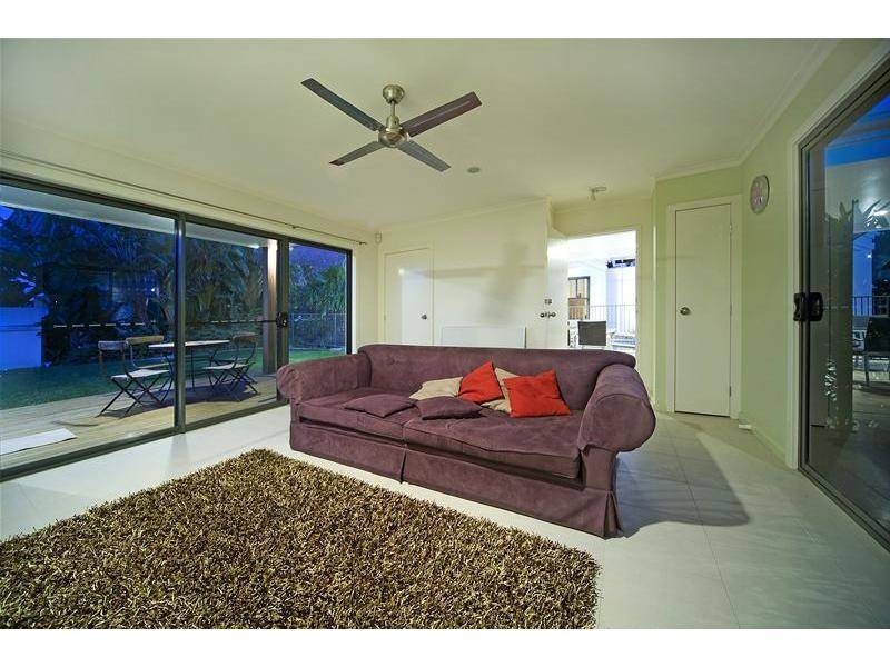 Hope Island QLD 4212