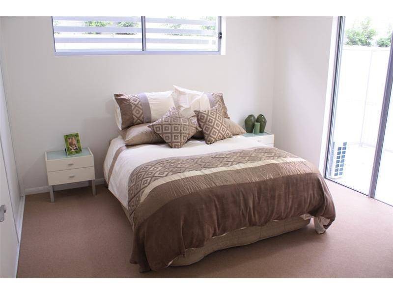 2/1 Hinterland Drive, Mudgeeraba QLD 4213