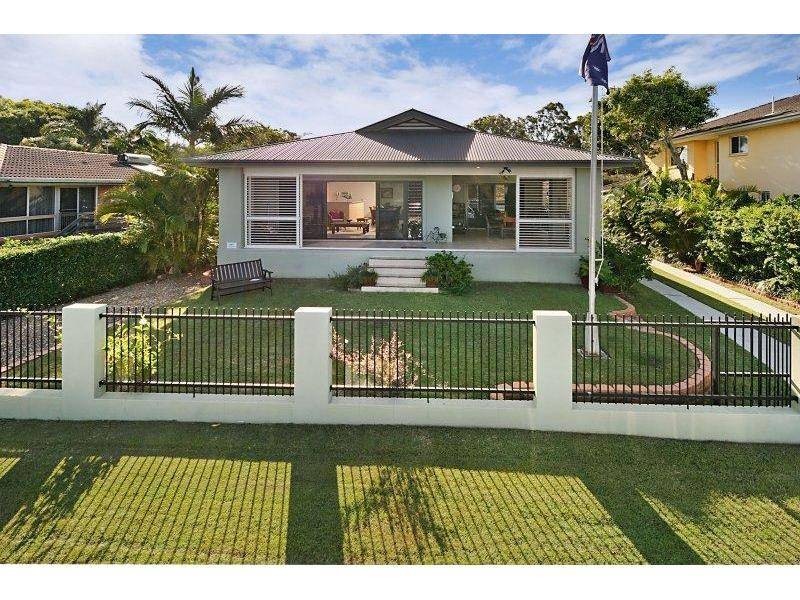 62 Boykambil Road, Hope Island QLD 4212