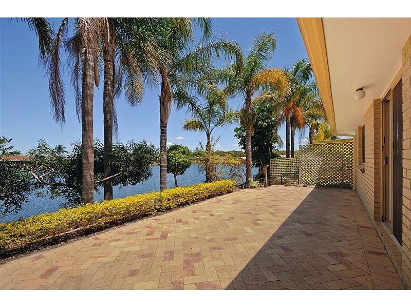 1/10 Possum Crescent, Coombabah QLD 4216