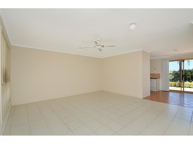 1/10 Possum Crescent, Coombabah QLD 4216