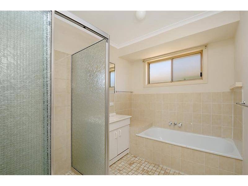 1/10 Possum Crescent, Coombabah QLD 4216