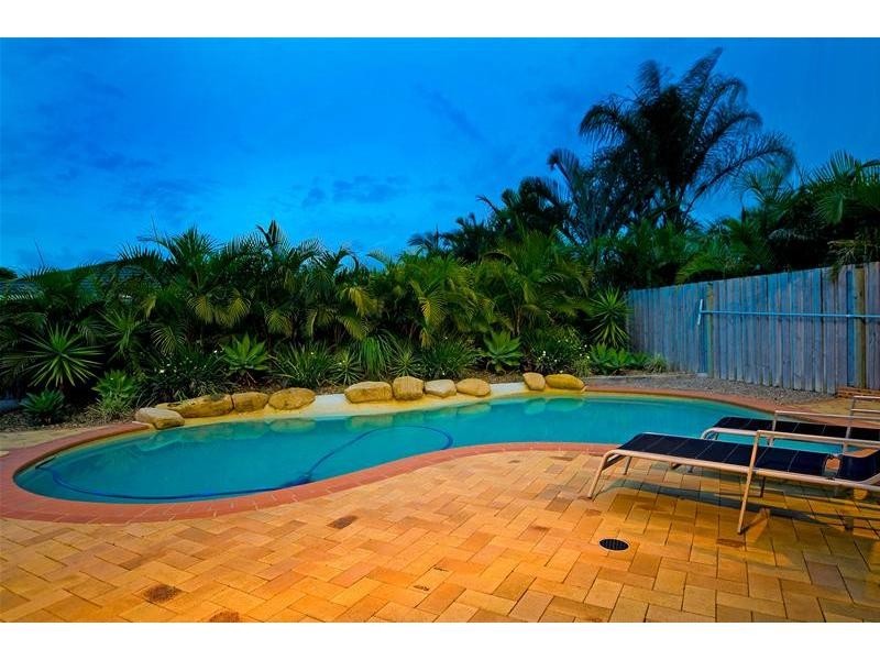 Monterey Keys QLD 4212