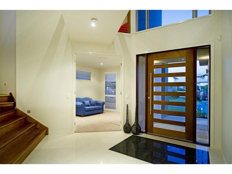 Hope Island QLD 4212