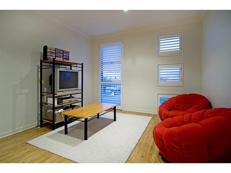 Hope Island QLD 4212