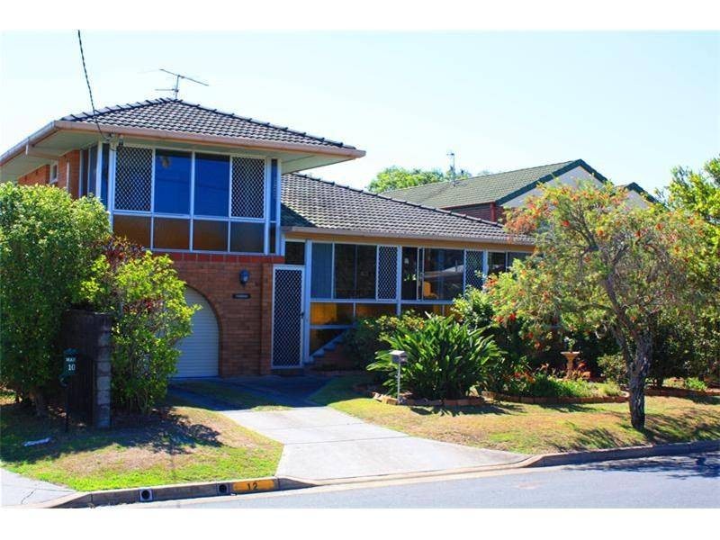 12 Helena Street, Biggera Waters QLD 4216