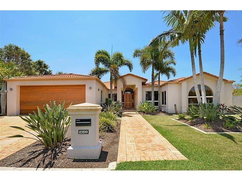 1643 Riverdale Drive, Hope Island QLD 4212