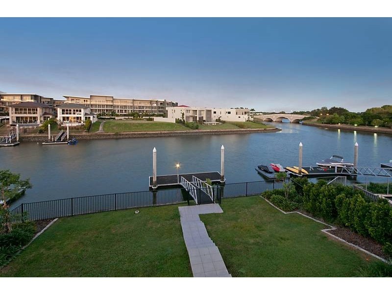 6188 Bolsena Circuit, Hope Island QLD 4212