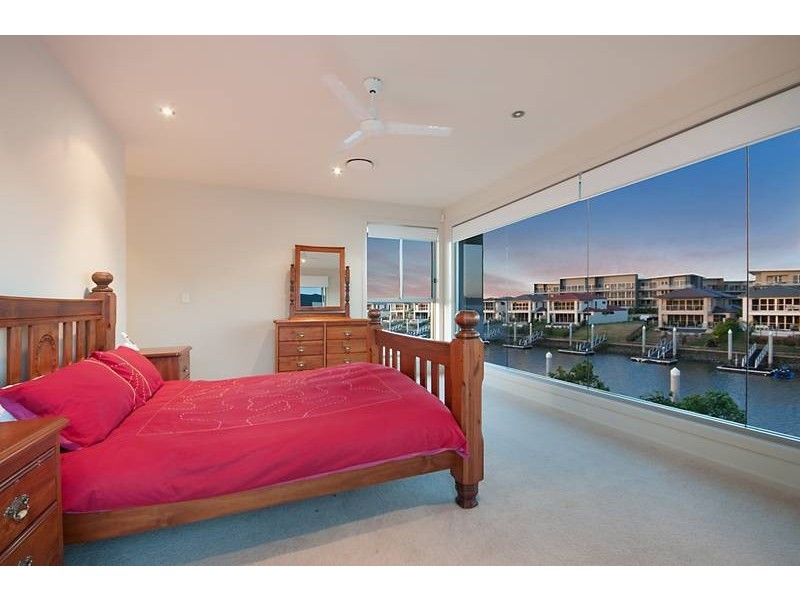 6188 Bolsena Circuit, Hope Island QLD 4212