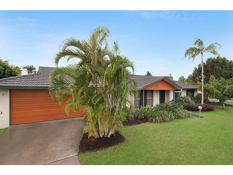 5 Menindee Ave, Coombabah QLD 4216