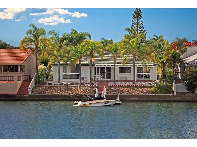 88 Sundance Way, Runaway Bay QLD 4216