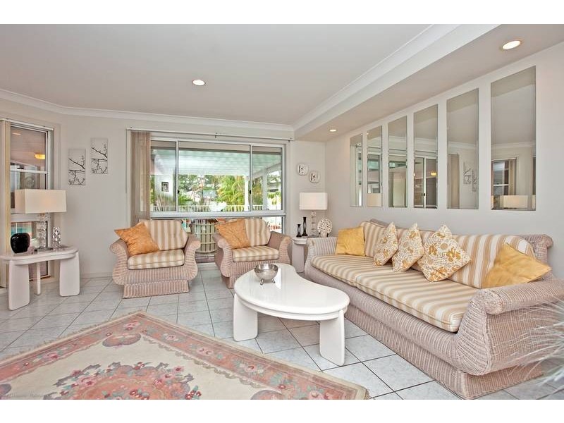 88 Sundance Way, Runaway Bay QLD 4216