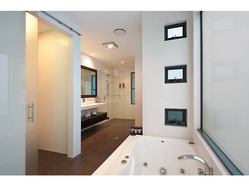 4711 The Parkway, Sanctuary Cove QLD 4212