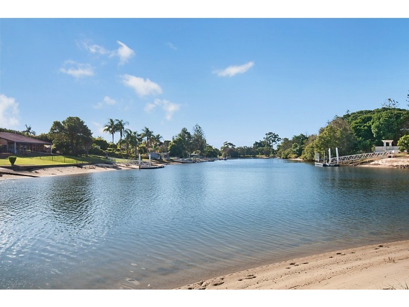 41 Park Avenue, Broadbeach QLD 4218