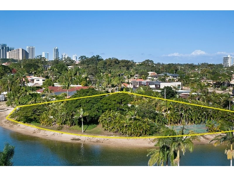 41 Park Avenue, Broadbeach QLD 4218