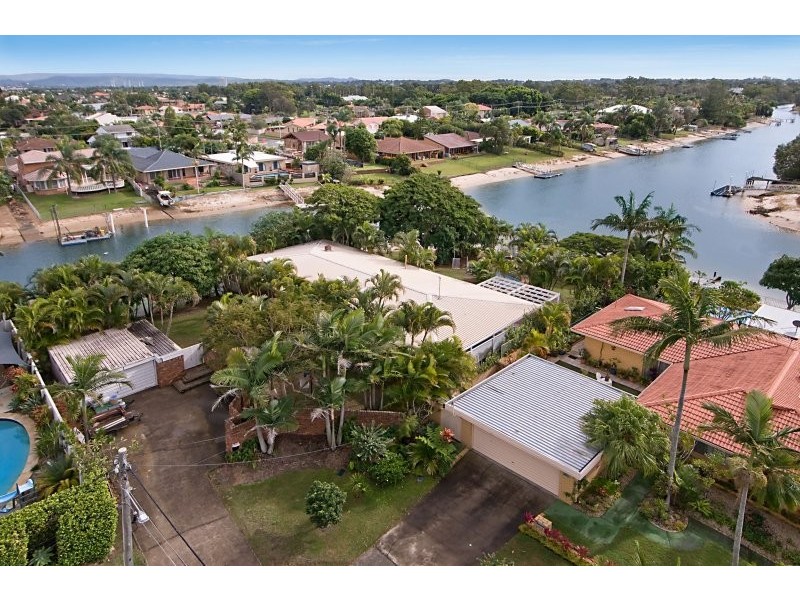 41 Park Avenue, Broadbeach QLD 4218