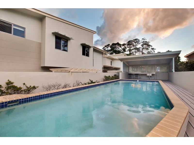 2/29 Bauer Street, Southport QLD 4215