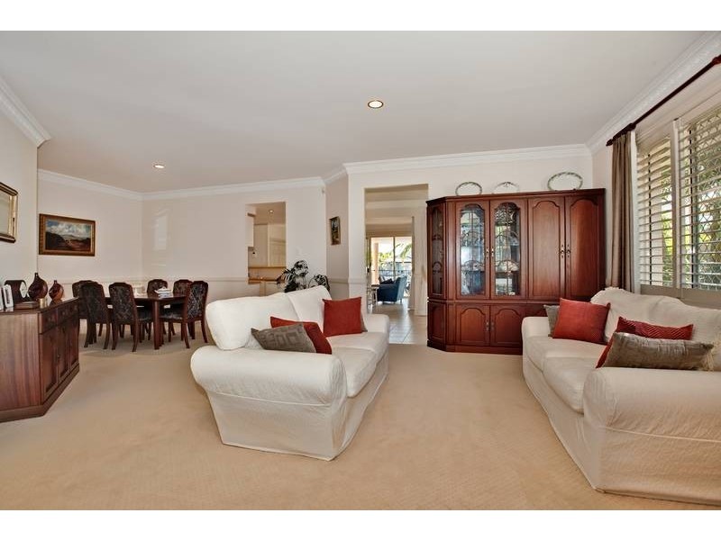 6 Grand Canal Way, Runaway Bay QLD 4216