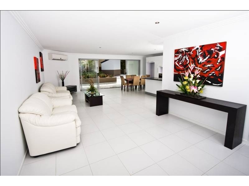 161 Marine Parade, Southport QLD 4215