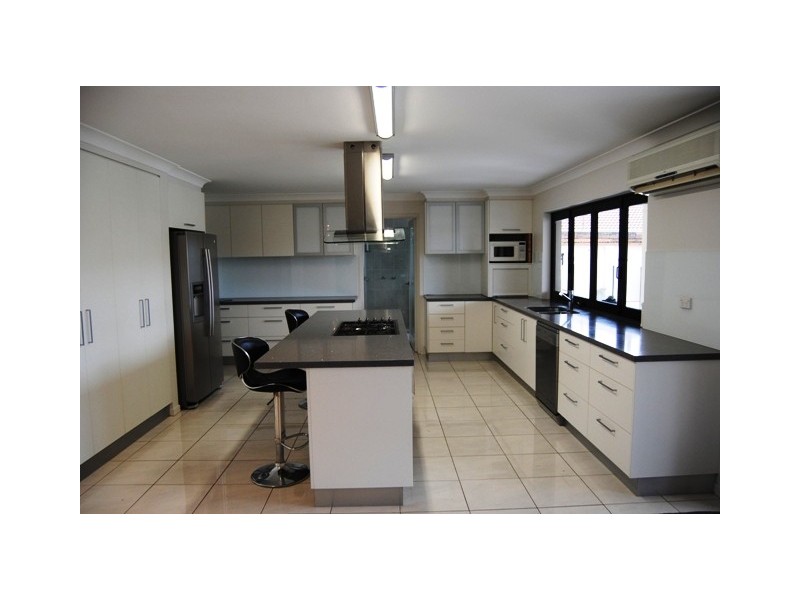 22 Rabaul Avenue, Runaway Bay QLD 4216