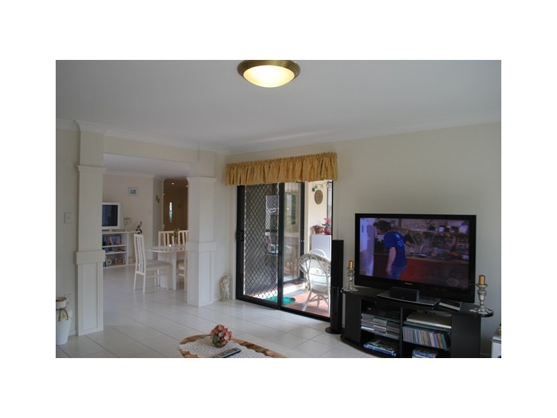 287 Napper Road, Arundel QLD 4214