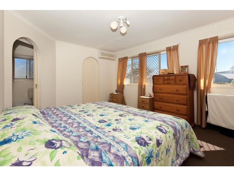 40 Simbai Street, Runaway Bay QLD 4216