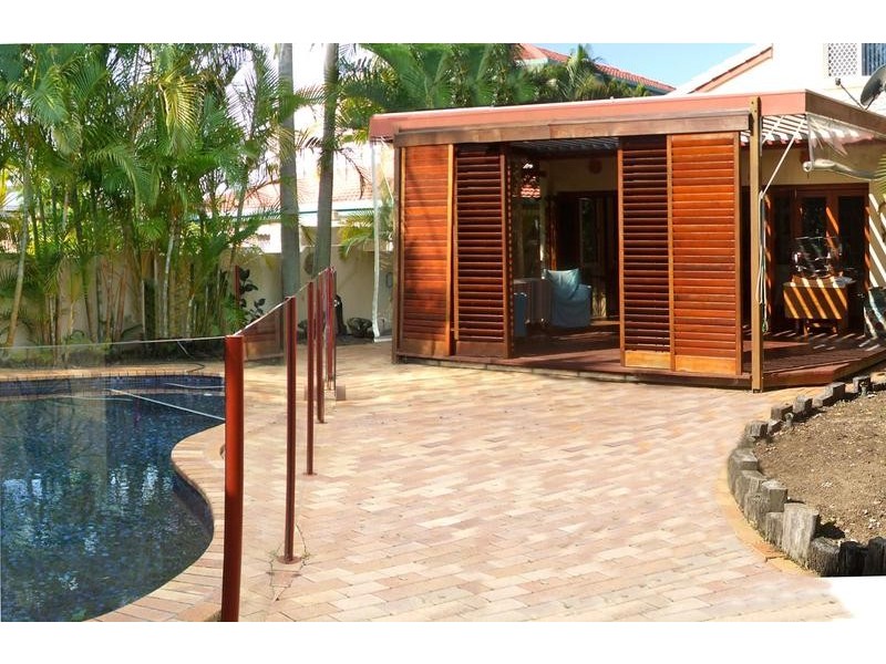 15 Remo Street, Surfers Paradise QLD 4217