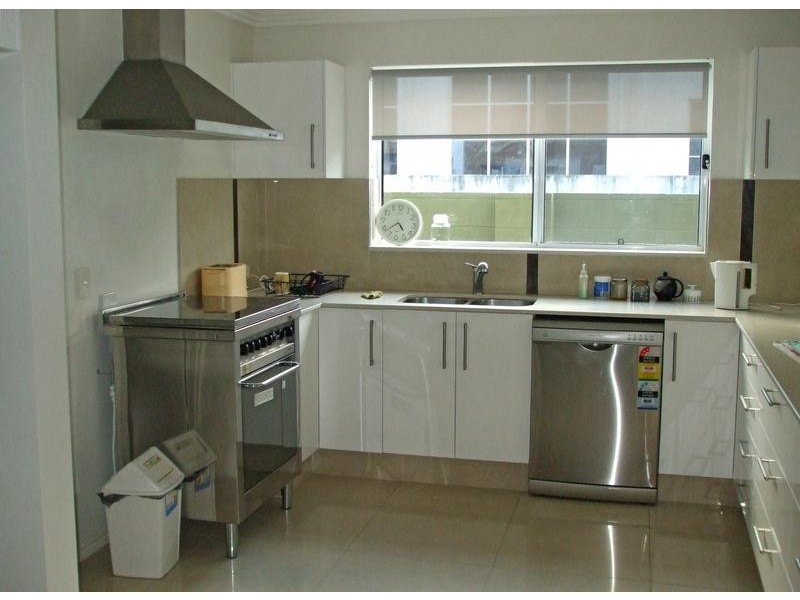 7A Vespa Crescent, Surfers Paradise QLD 4217