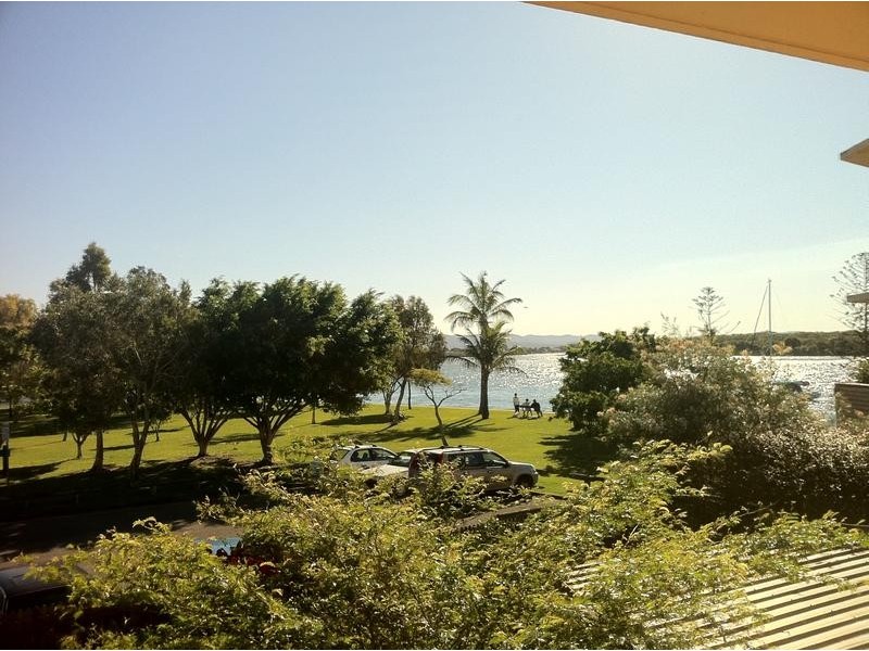 6/8 Paradise Parade, Paradise Point QLD 4216