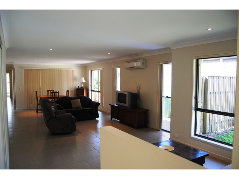 12 Wings Road, Upper Coomera QLD 4209