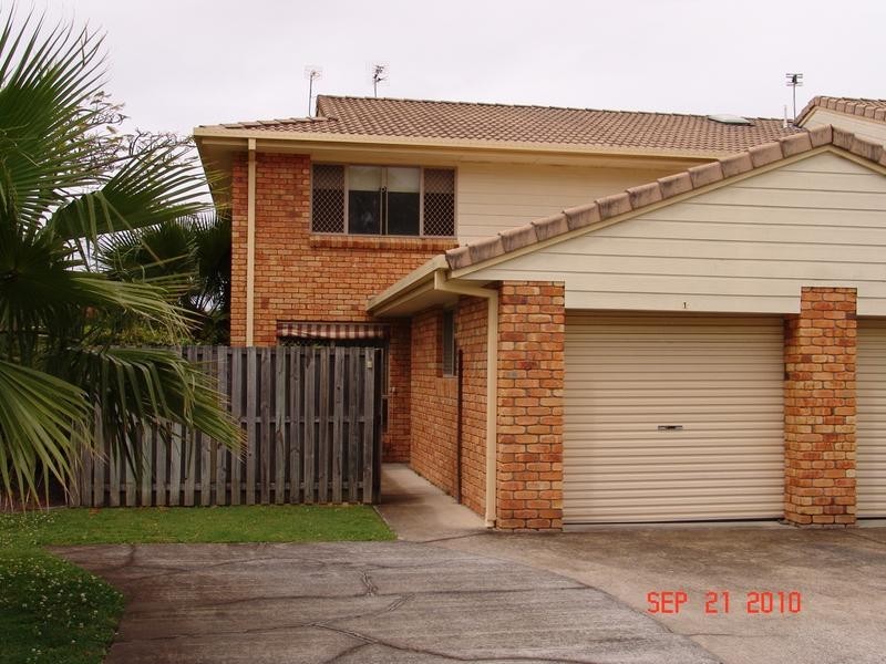 1/146 Central Street, Labrador QLD 4215