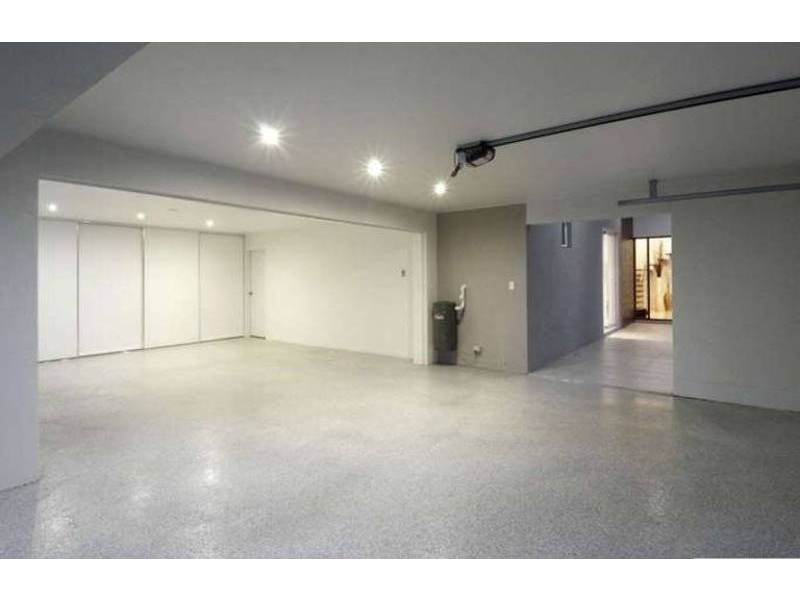 5 Saywell Street, Sorrento QLD 4217