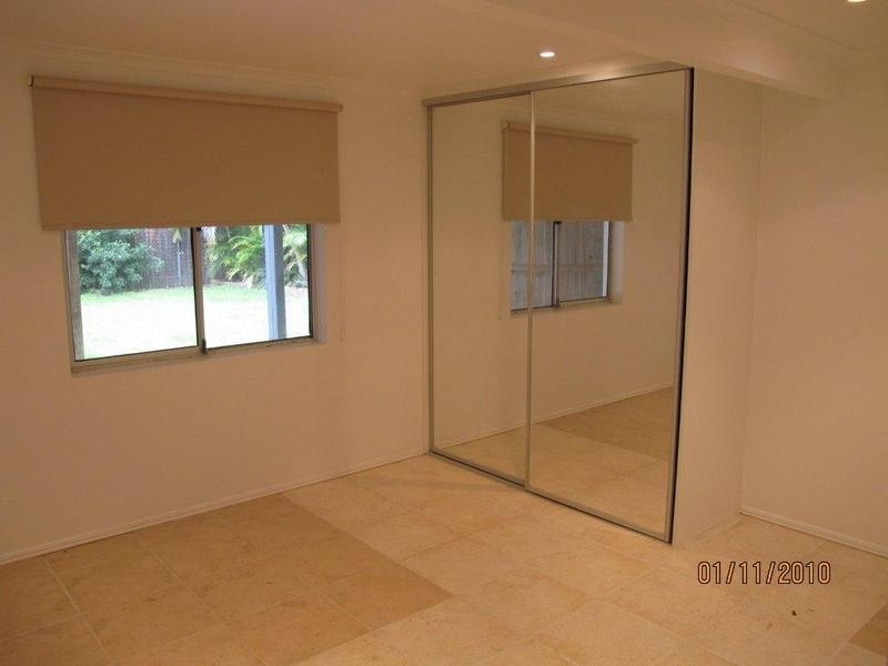 1/163 Paradise Parade, Paradise Point QLD 4216