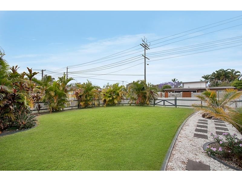 71 Ocean Street, Runaway Bay QLD 4216