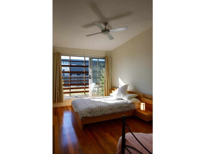 Paradise Point QLD 4216
