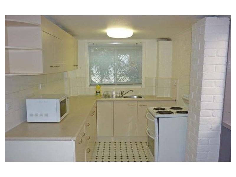 1/193 Scarborough, Southport QLD 4215