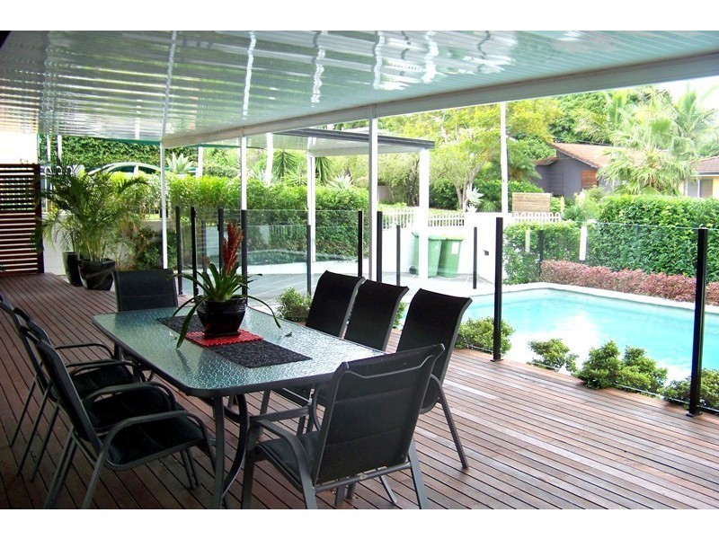 4 Grevillia Avenue, Southport QLD 4215