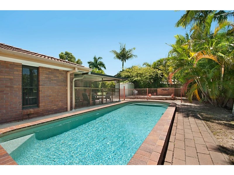 3 Boonah Court, Helensvale QLD 4212